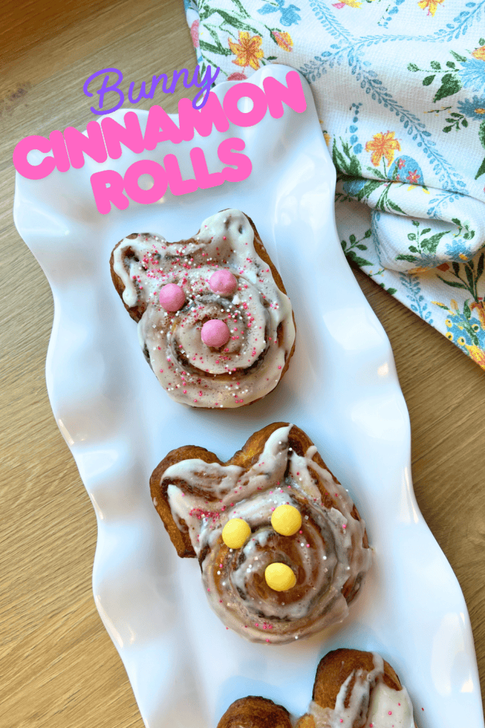 bunny cinnamon rolls 1